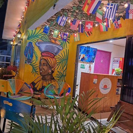 Hostel Shalom Adonai Cartagena Екстер'єр фото