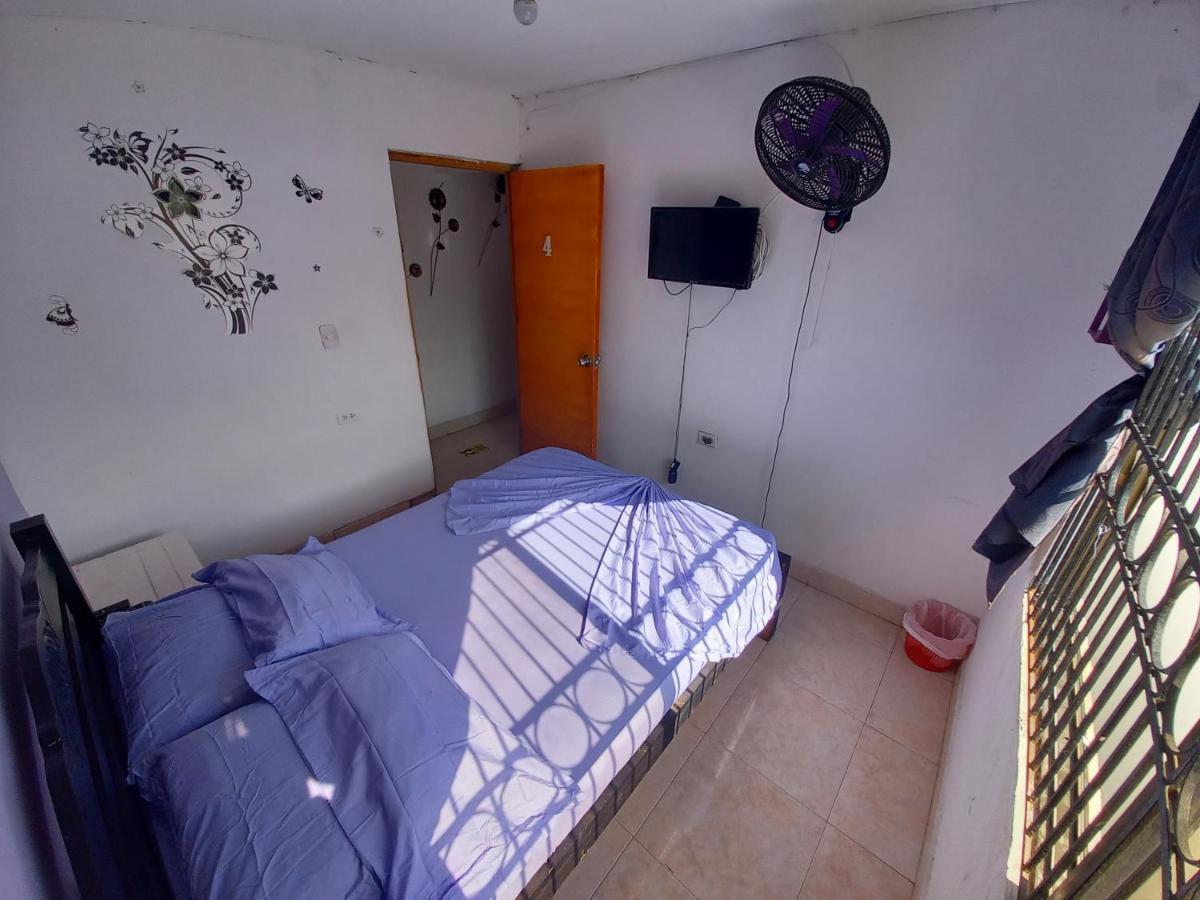 Hostel Shalom Adonai Cartagena Екстер'єр фото