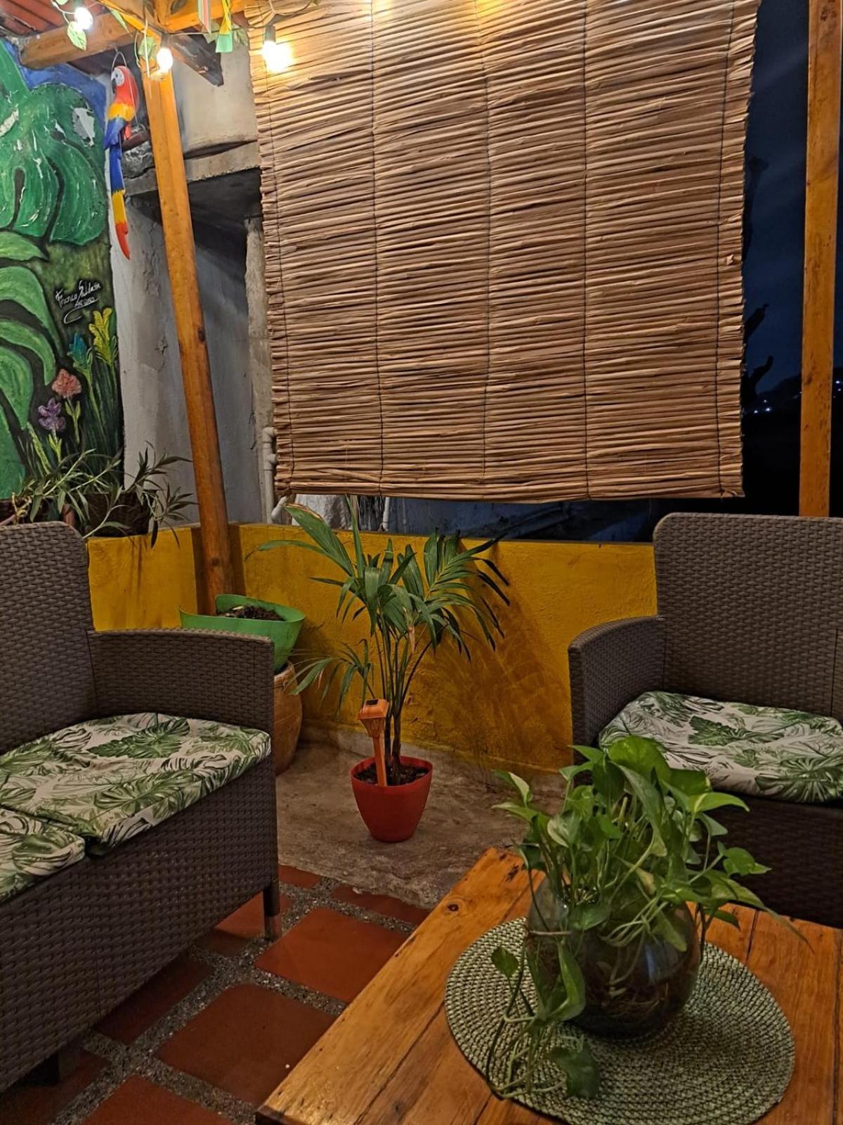 Hostel Shalom Adonai Cartagena Екстер'єр фото